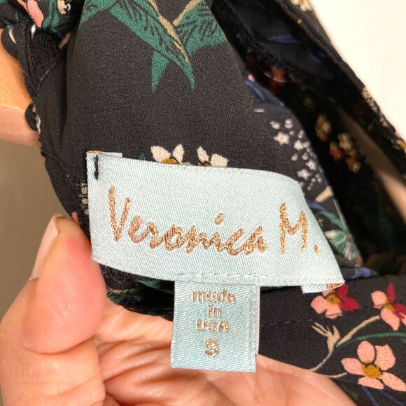 VERONICA M Black Floral Blouse Size Small Turtleneck Tie Sleeves - Picture 12 of 12